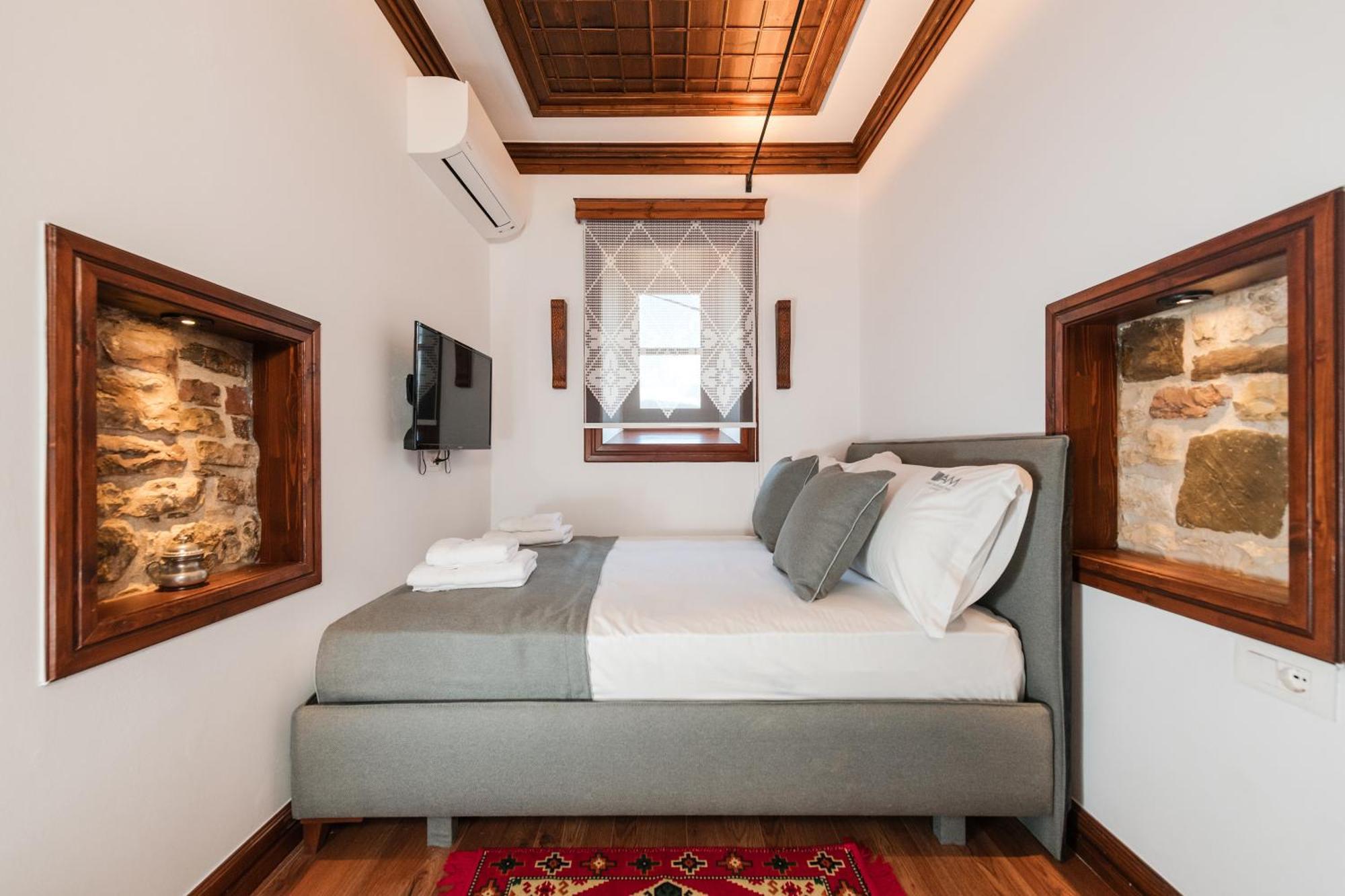 Dam Stone Boutique Hotel Gjirokastër Eksteriør bilde