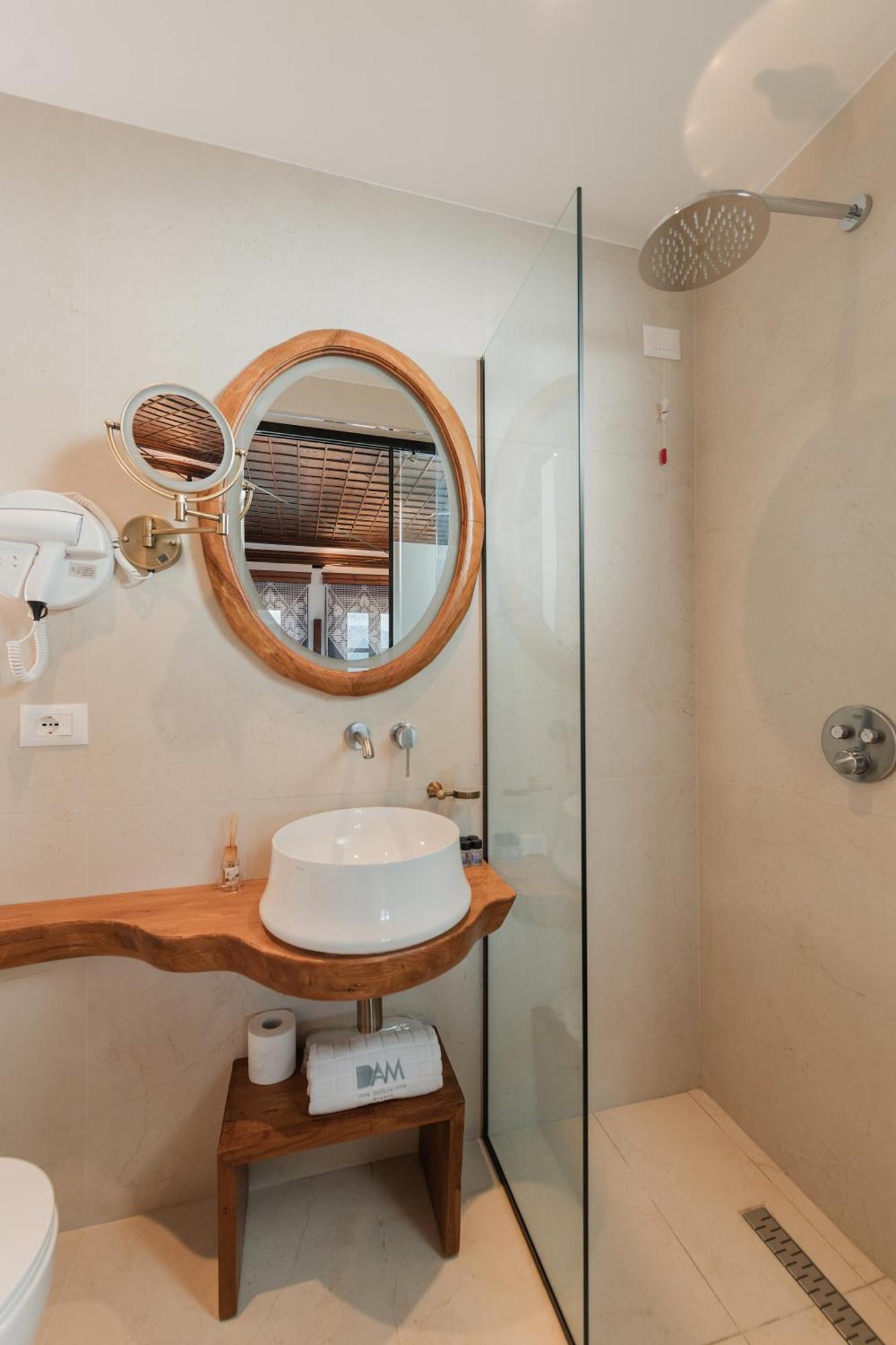 Dam Stone Boutique Hotel Gjirokastër Eksteriør bilde