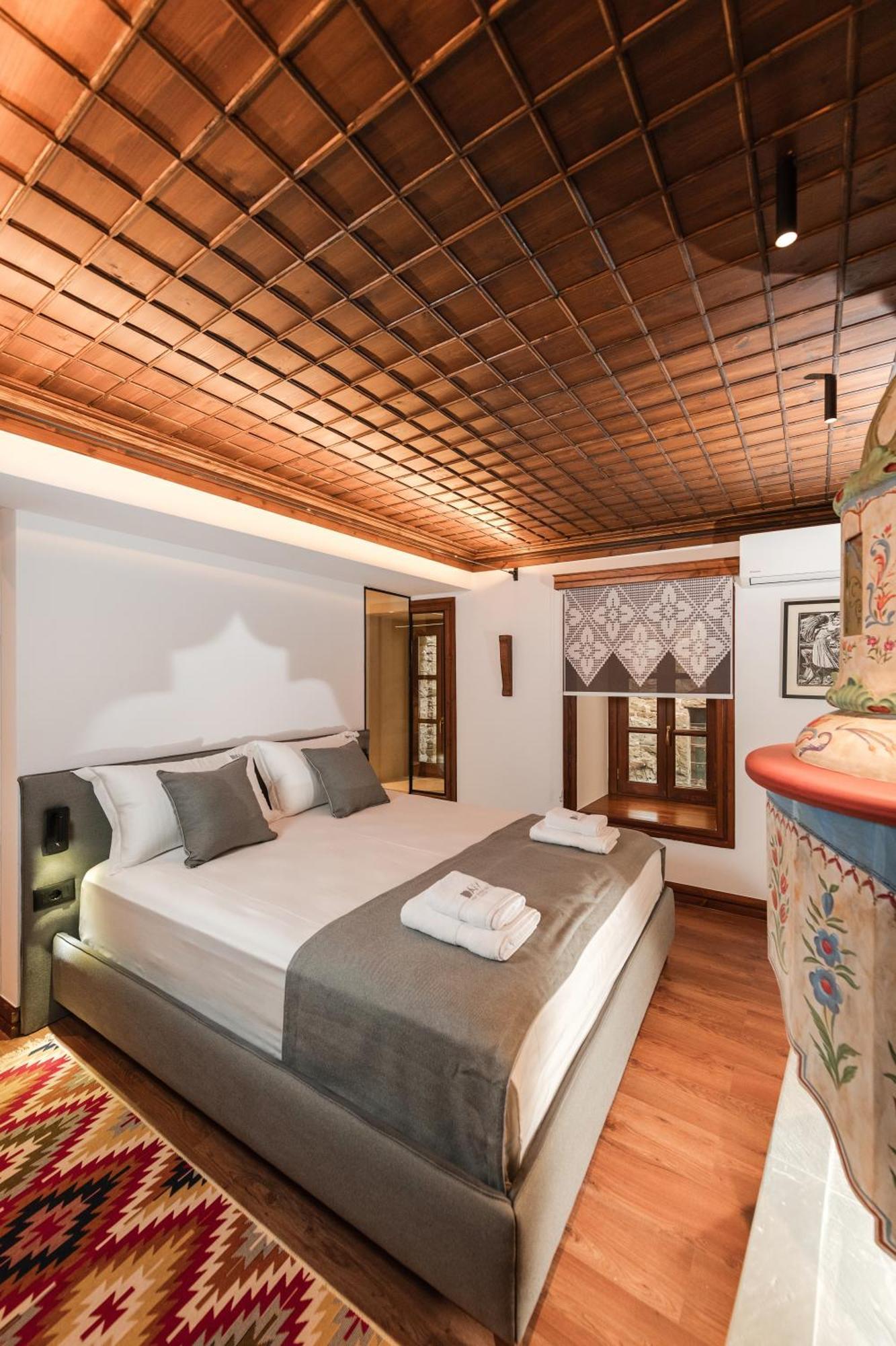 Dam Stone Boutique Hotel Gjirokastër Eksteriør bilde