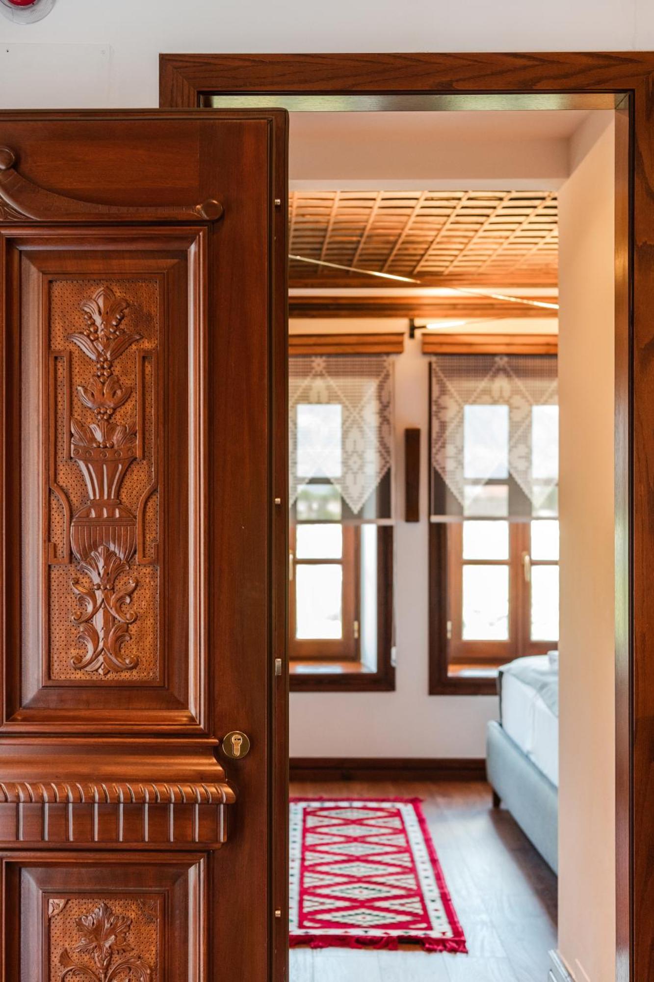 Dam Stone Boutique Hotel Gjirokastër Eksteriør bilde
