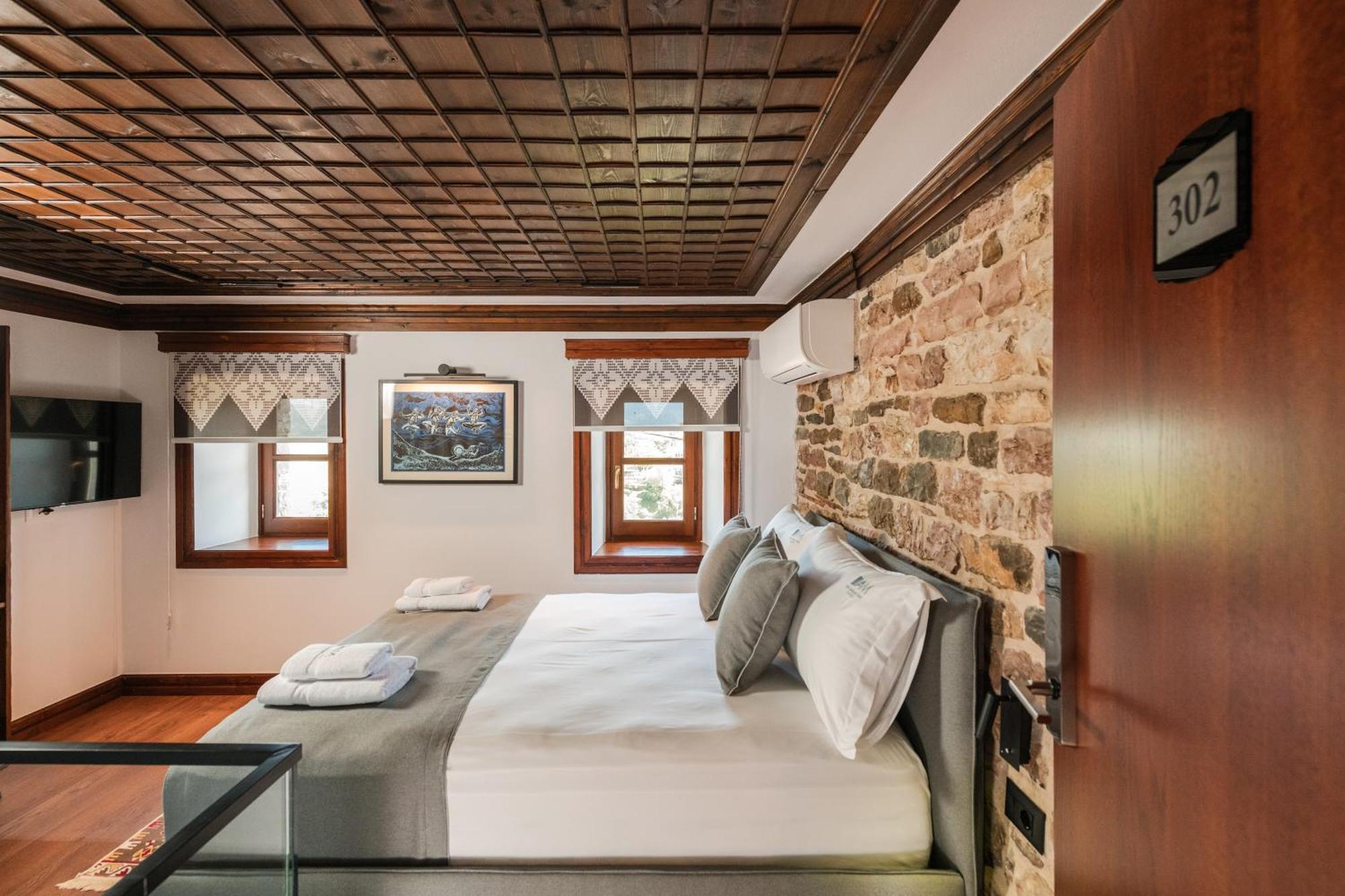 Dam Stone Boutique Hotel Gjirokastër Eksteriør bilde