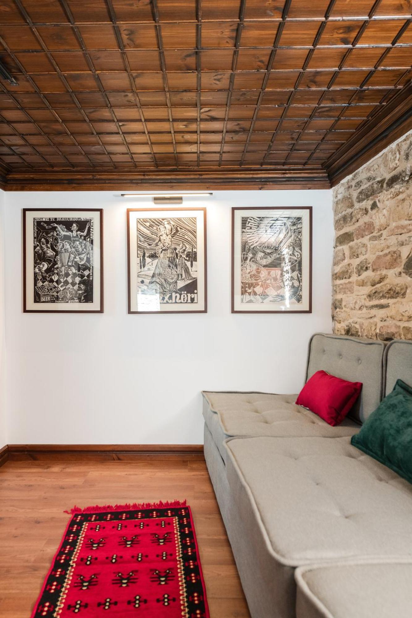 Dam Stone Boutique Hotel Gjirokastër Eksteriør bilde